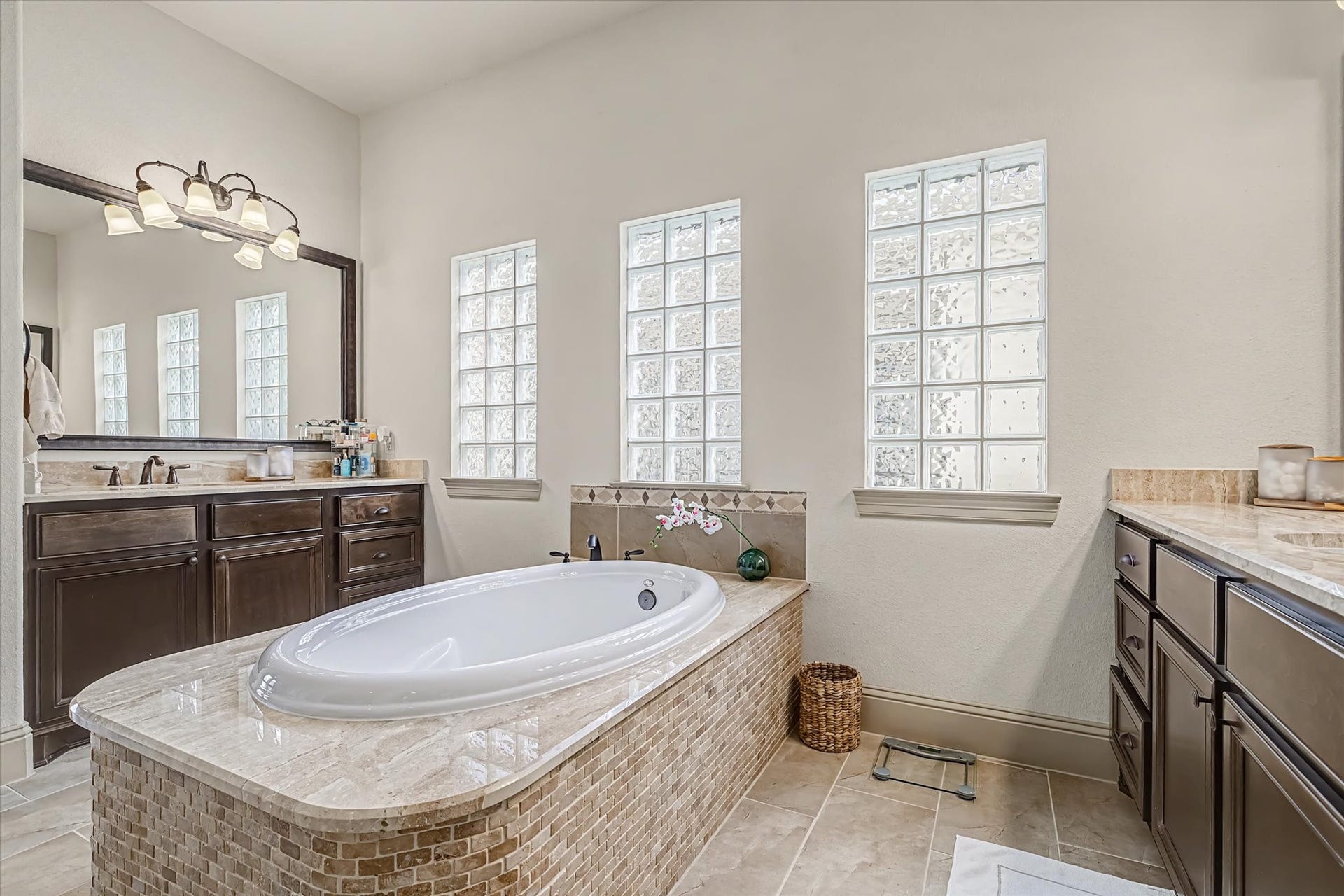 81 Quiet Way Lane, Sugar Land, TX 77498 81 Quiet Way Lane, Sugar Land, TX 77498