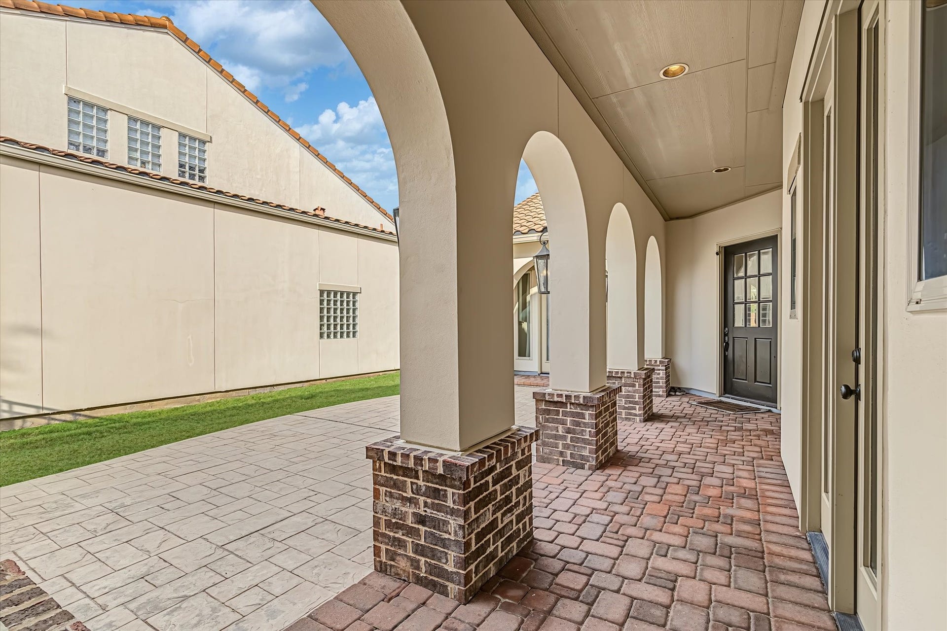 81 Quiet Way Lane, Sugar Land, TX 77498 81 Quiet Way Lane, Sugar Land, TX 77498