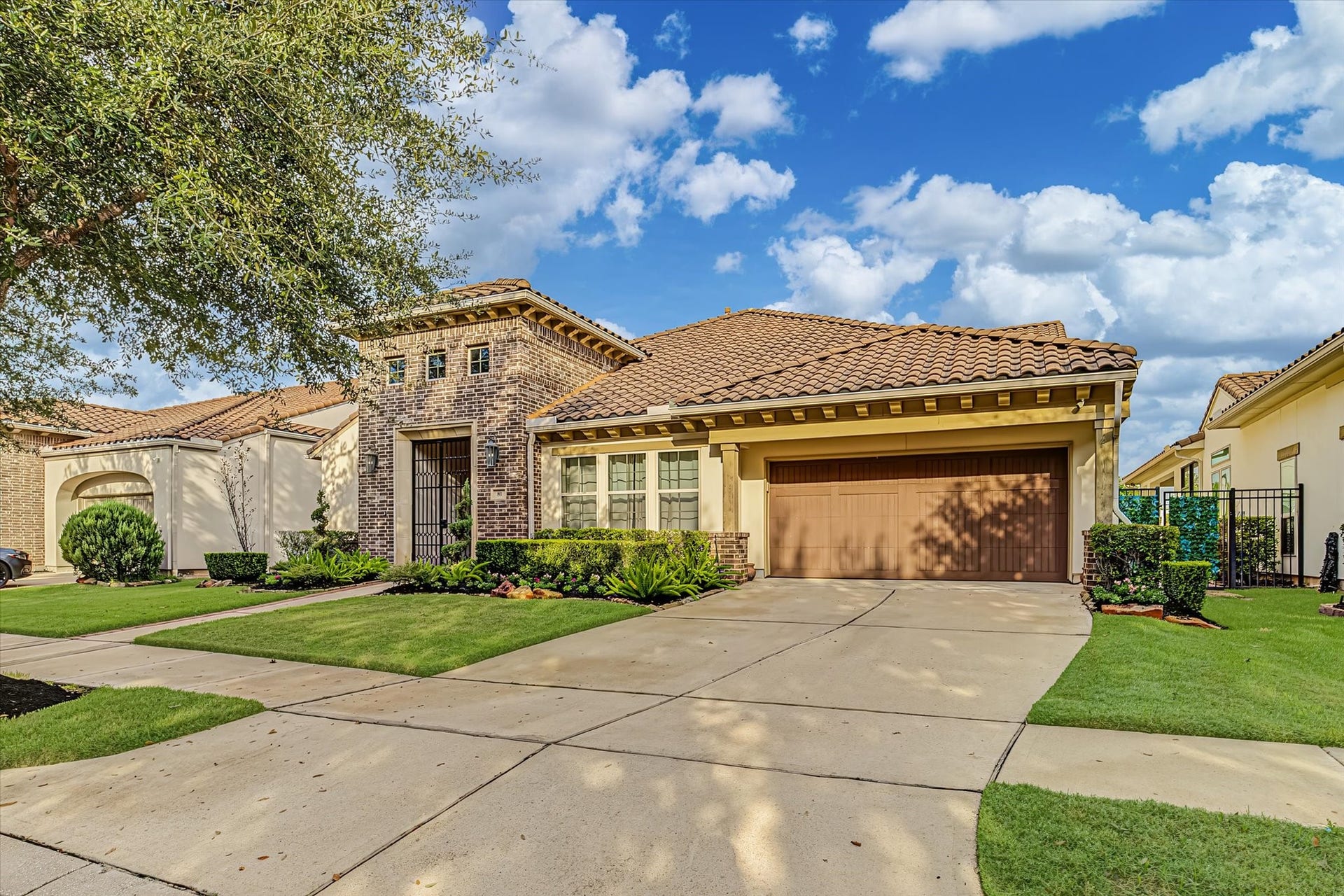 81 Quiet Way Lane, Sugar Land, TX 77498 81 Quiet Way Lane, Sugar Land, TX 77498