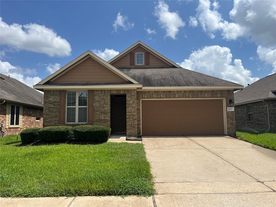 Property photo for 20715 Winghaven Drive, Katy, TX