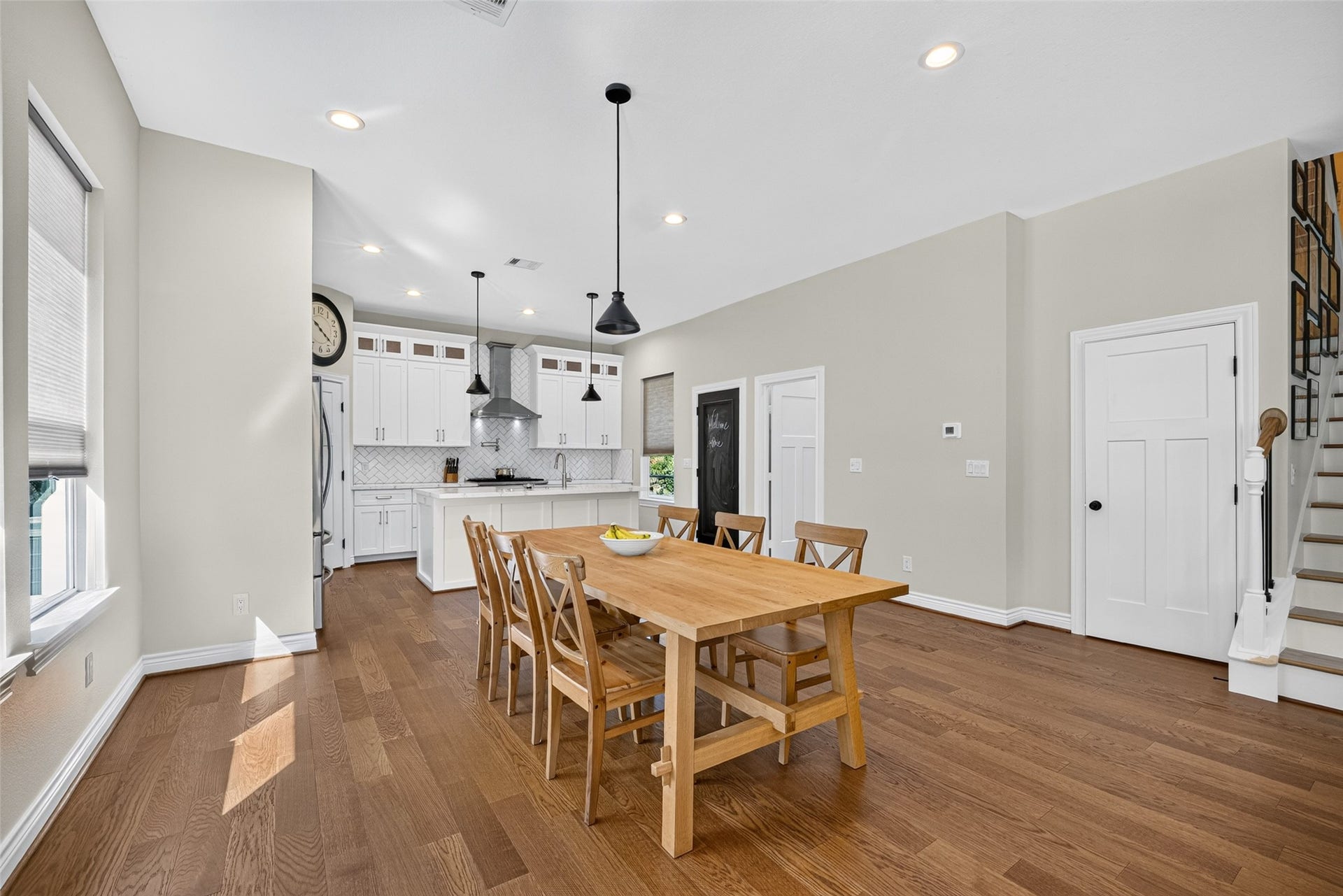 107.5 Shirleen Drive, Seabrook, TX 77586 107.5 Shirleen Drive, Seabrook, TX 77586