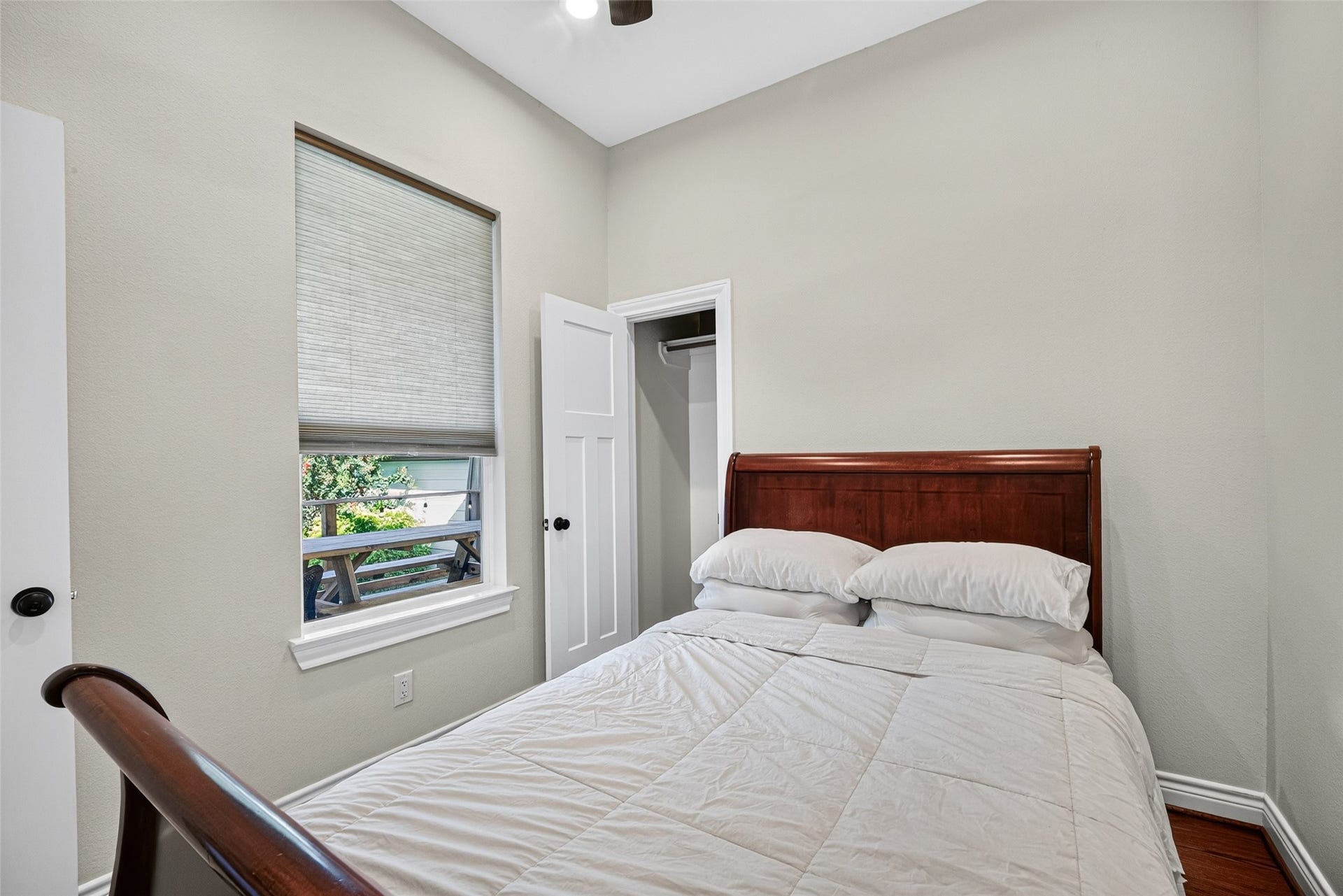 107.5 Shirleen Drive, Seabrook, TX 77586 107.5 Shirleen Drive, Seabrook, TX 77586
