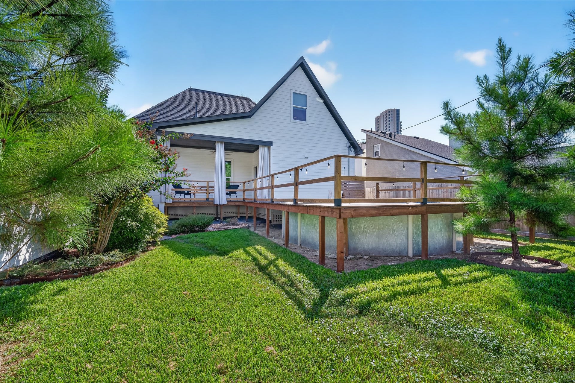 107.5 Shirleen Drive, Seabrook, TX 77586 107.5 Shirleen Drive, Seabrook, TX 77586