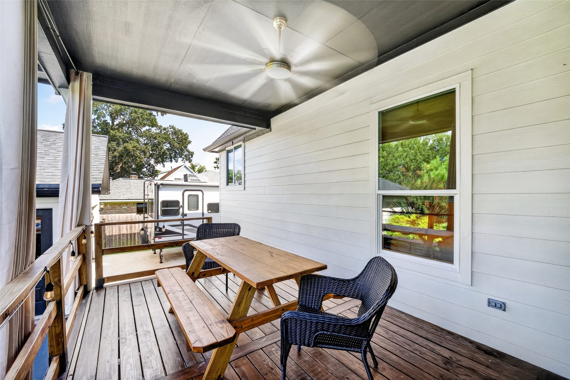 107.5 Shirleen Drive, Seabrook, TX 77586 107.5 Shirleen Drive, Seabrook, TX 77586
