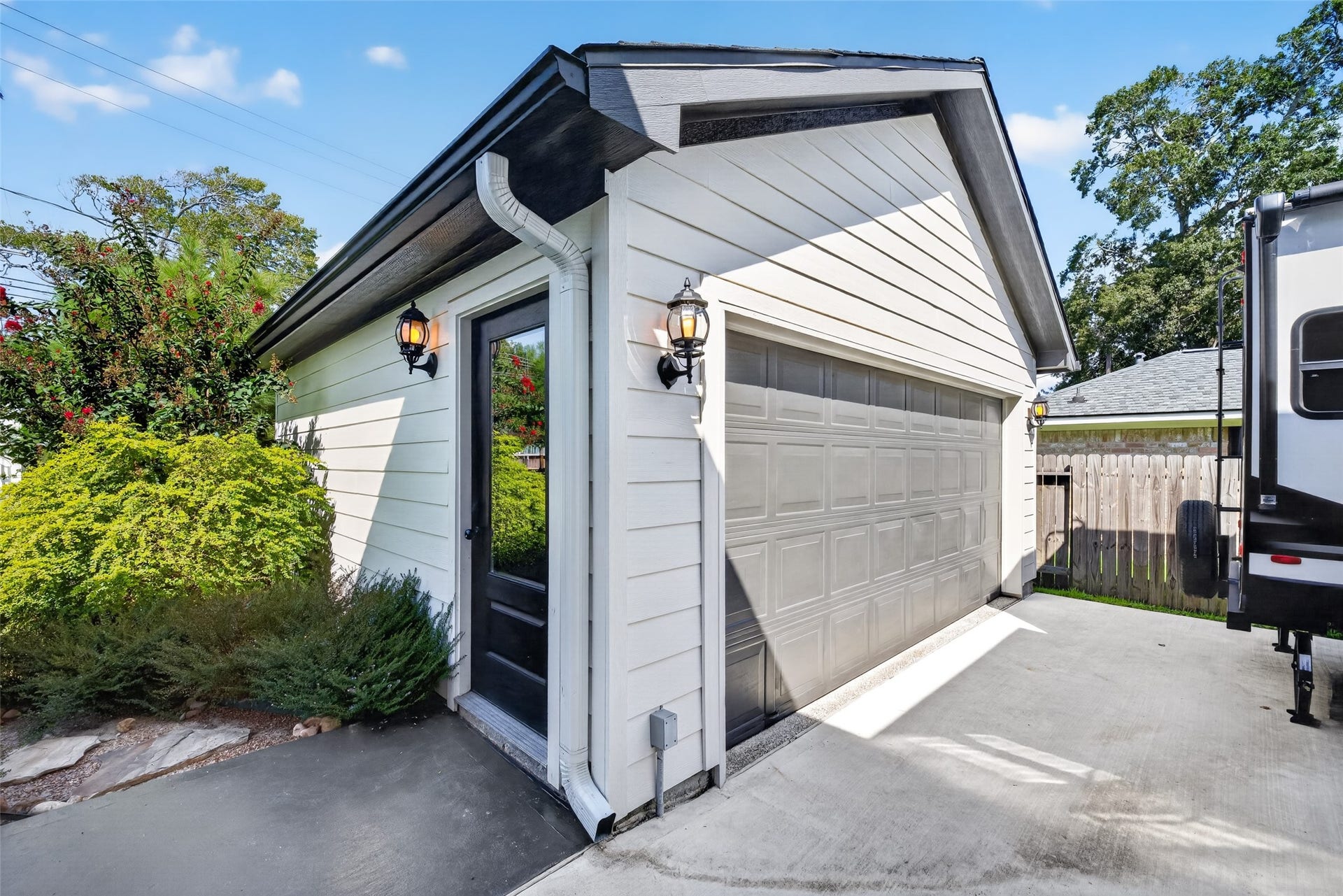 107.5 Shirleen Drive, Seabrook, TX 77586 107.5 Shirleen Drive, Seabrook, TX 77586