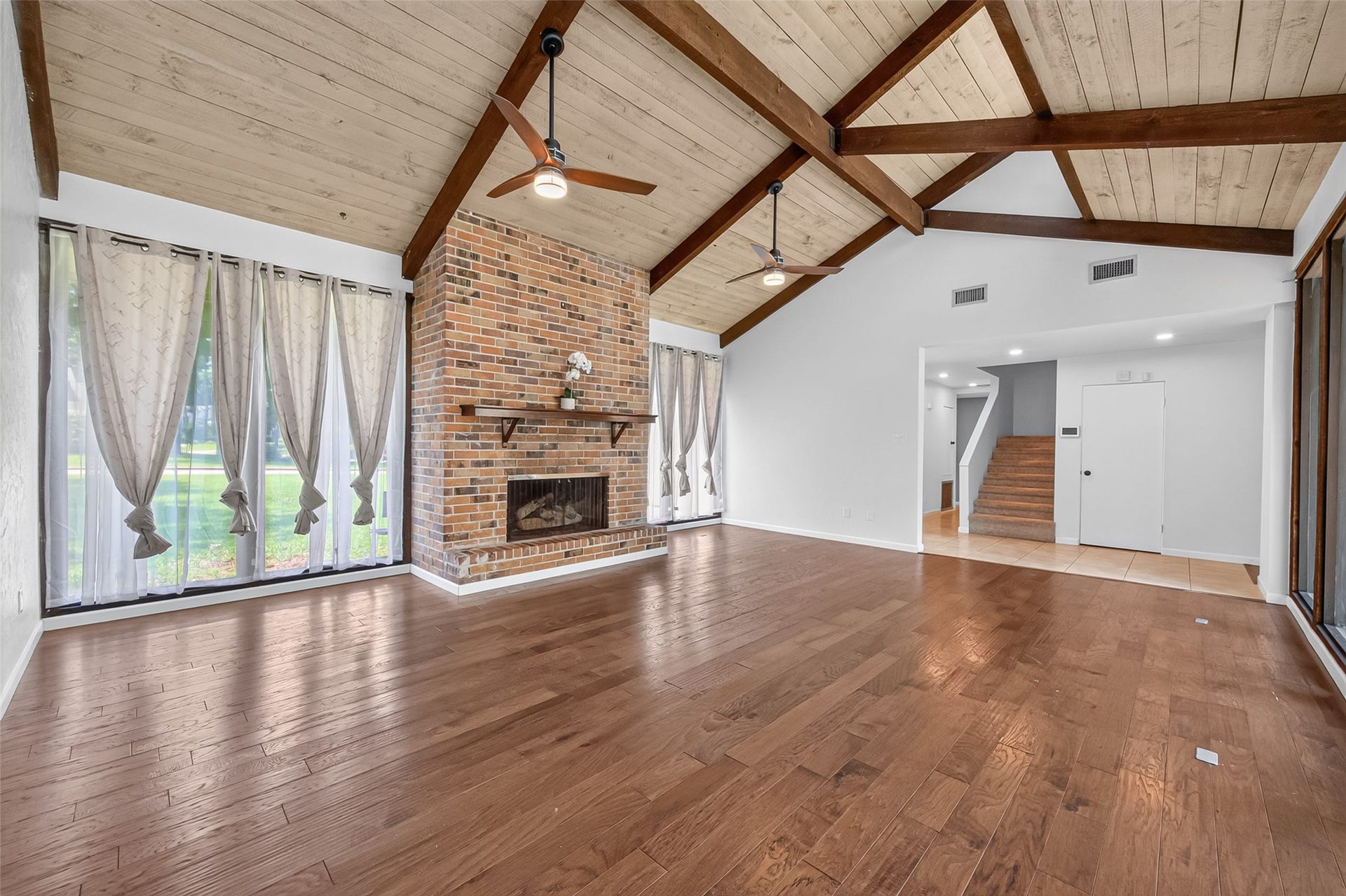 23610 Creekview Drive, Spring, TX 77389 23610 Creekview Drive, Spring, TX 77389