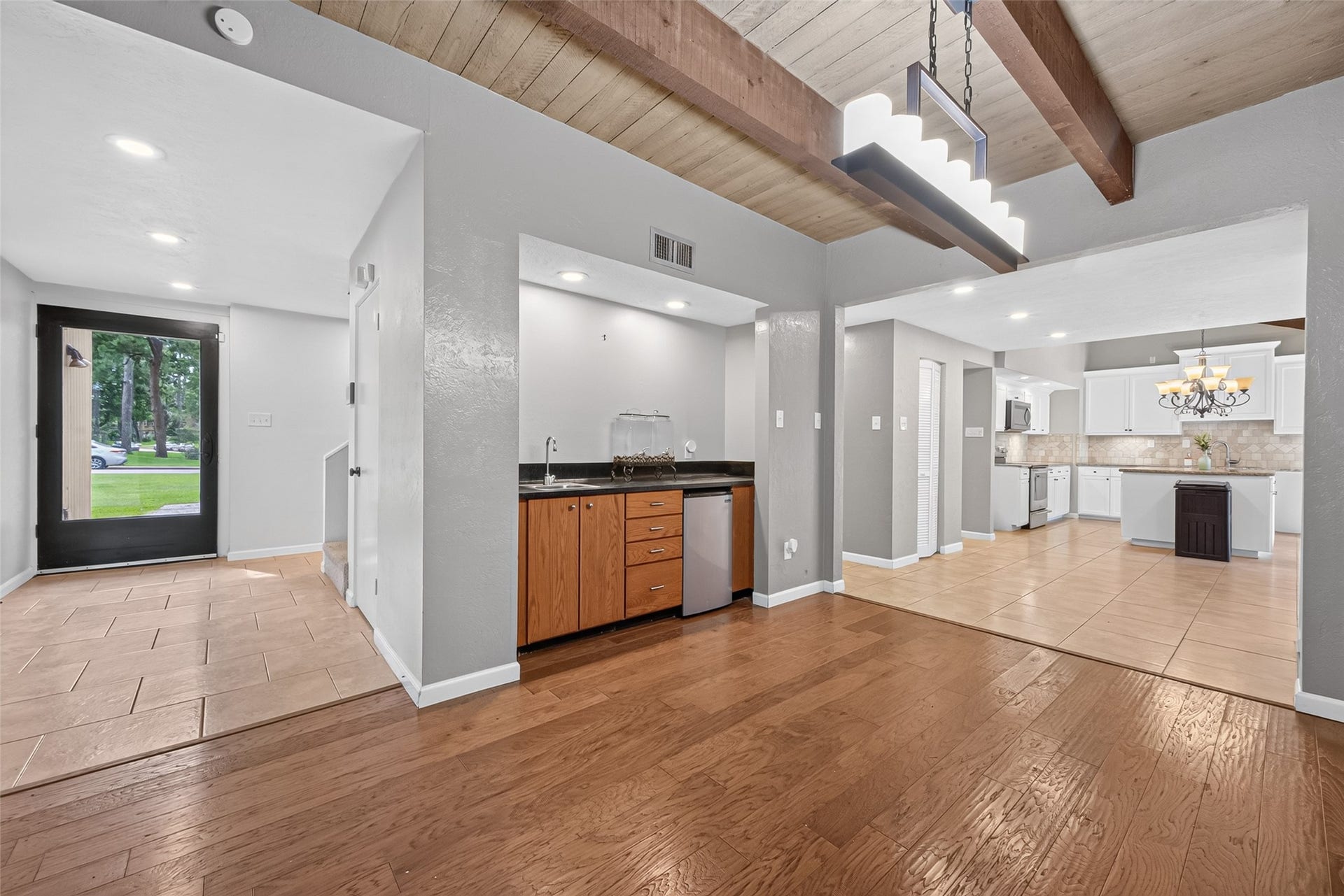 23610 Creekview Drive, Spring, TX 77389 23610 Creekview Drive, Spring, TX 77389