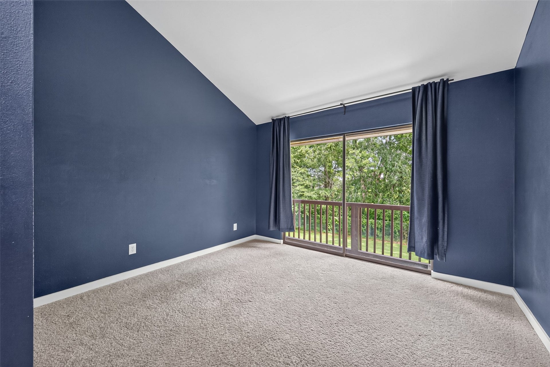 23610 Creekview Drive, Spring, TX 77389 23610 Creekview Drive, Spring, TX 77389