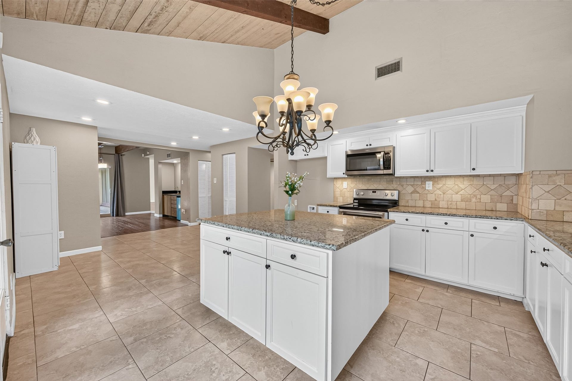 23610 Creekview Drive, Spring, TX 77389 23610 Creekview Drive, Spring, TX 77389