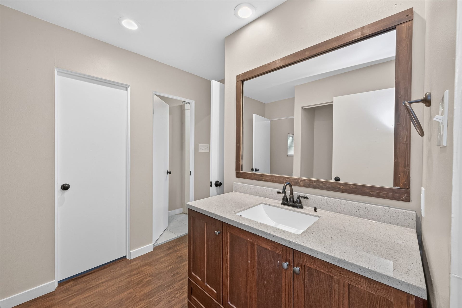23610 Creekview Drive, Spring, TX 77389 23610 Creekview Drive, Spring, TX 77389
