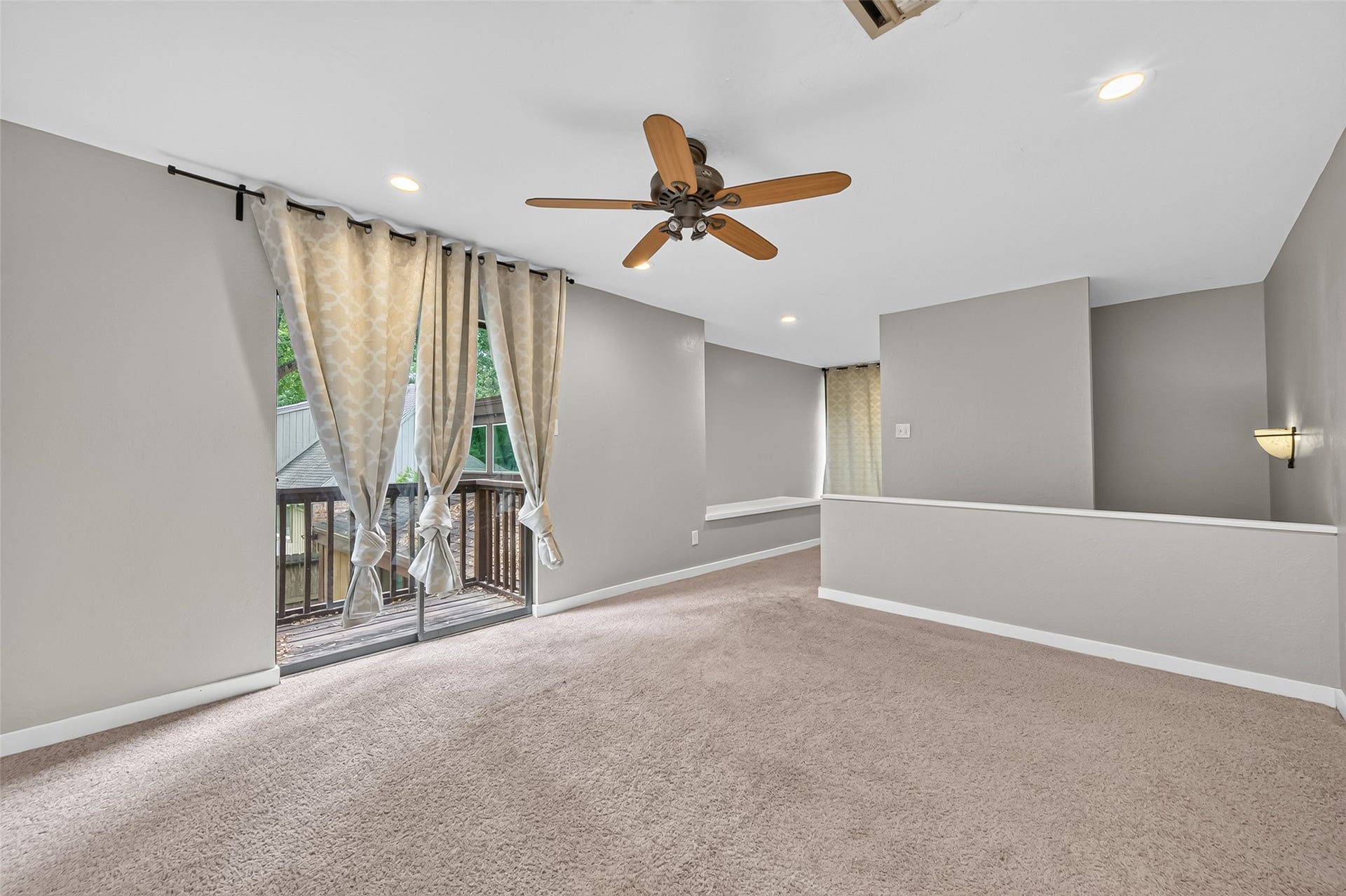 23610 Creekview Drive, Spring, TX 77389 23610 Creekview Drive, Spring, TX 77389