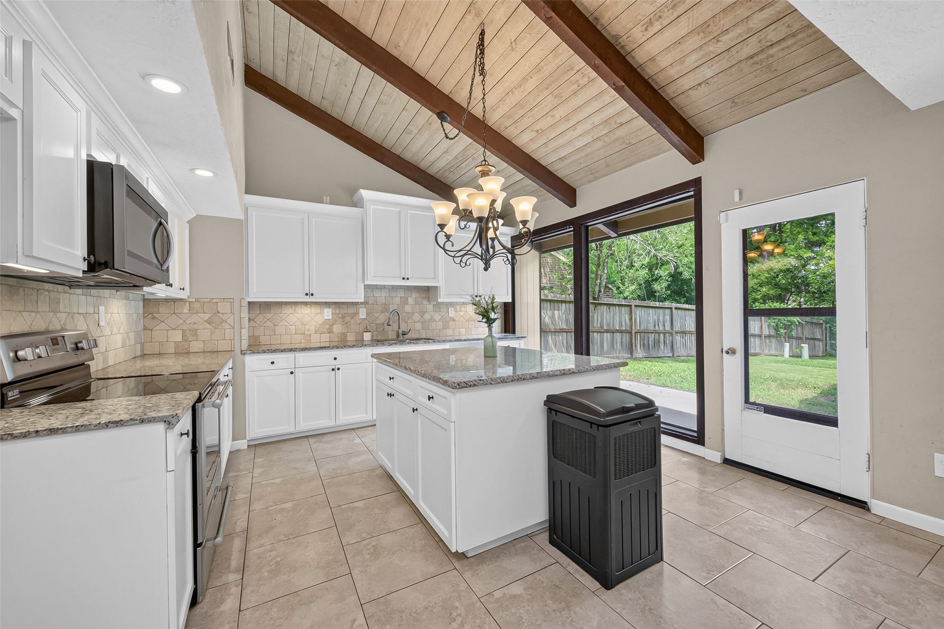 23610 Creekview Drive, Spring, TX 77389 23610 Creekview Drive, Spring, TX 77389
