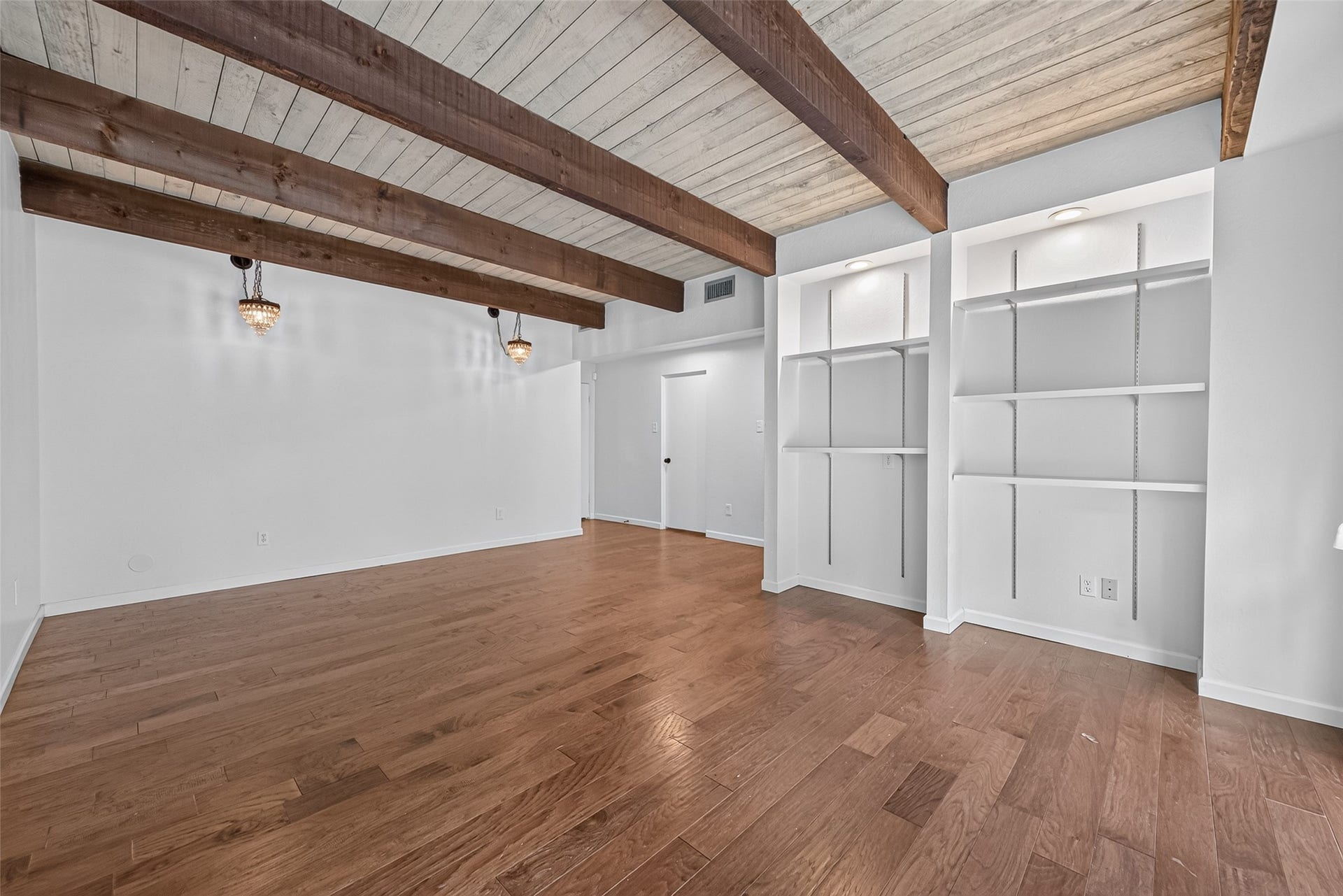 23610 Creekview Drive, Spring, TX 77389 23610 Creekview Drive, Spring, TX 77389