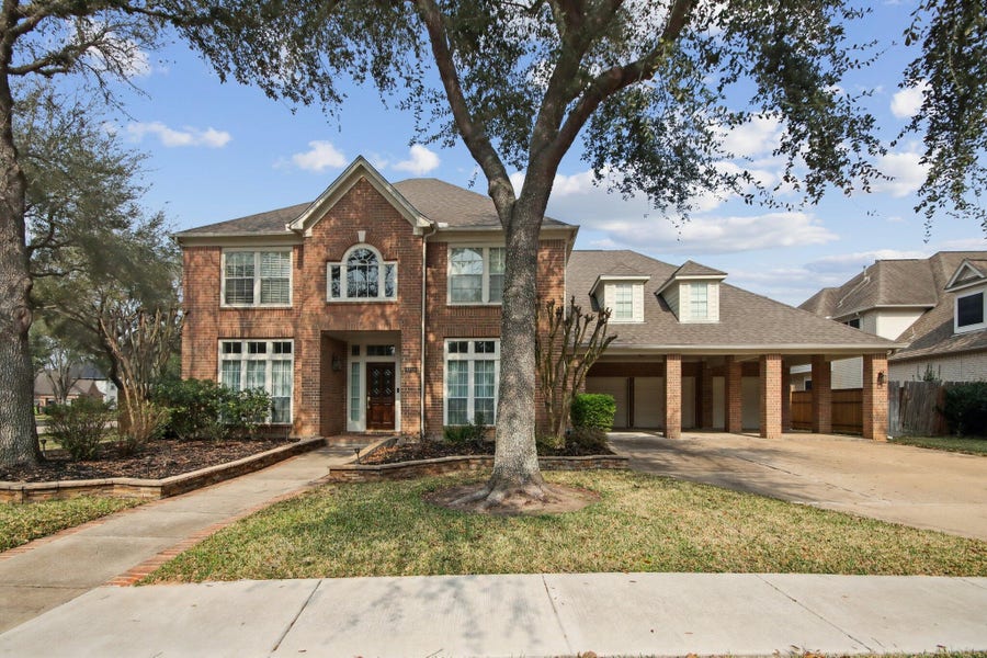 Property photo for 4218 Lakecrest Drive, Missouri City, TX