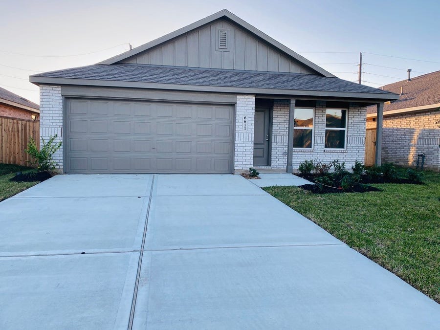 Property photo for 6611 Sassafras Green Drive, Katy, TX