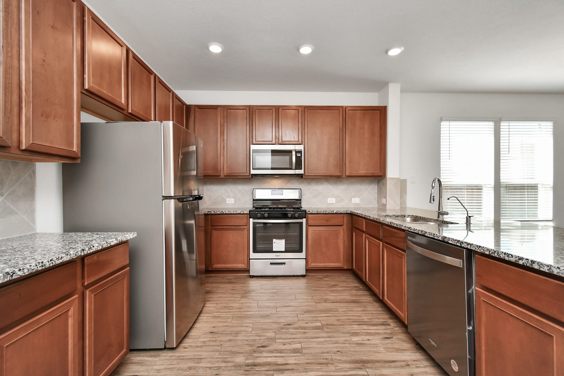 10326 Mount Winchell Drive, Rosharon, TX 77583