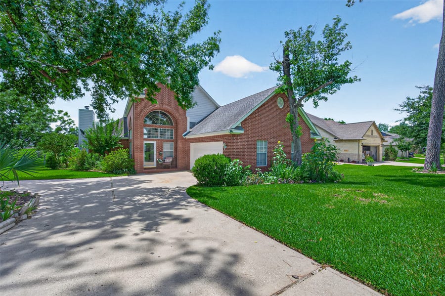 Property photo for 503 Pine View Circle, Montgomery, TX