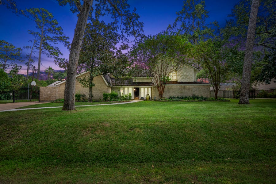 Property photo for 13014 King Circle, Cypress, TX