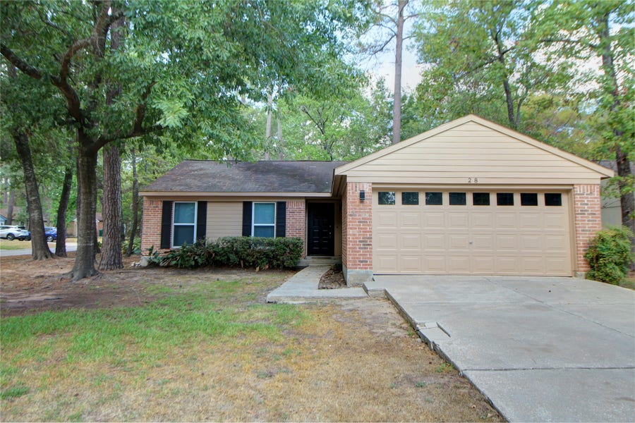 Property photo for 28 E Brookberry Court, Spring, TX