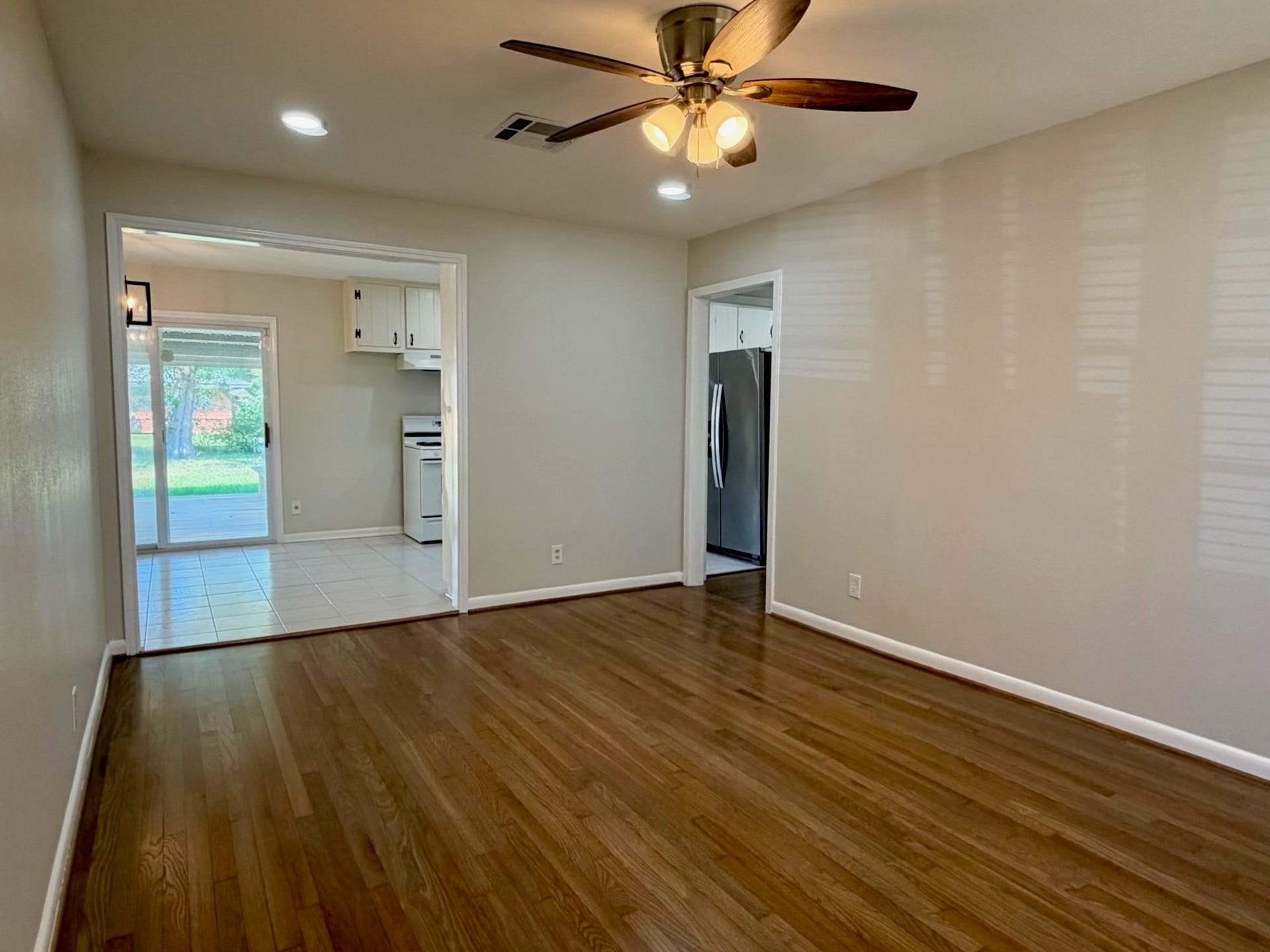 5527 Winding Creek Way Way, Houston, TX 77017 Family Room