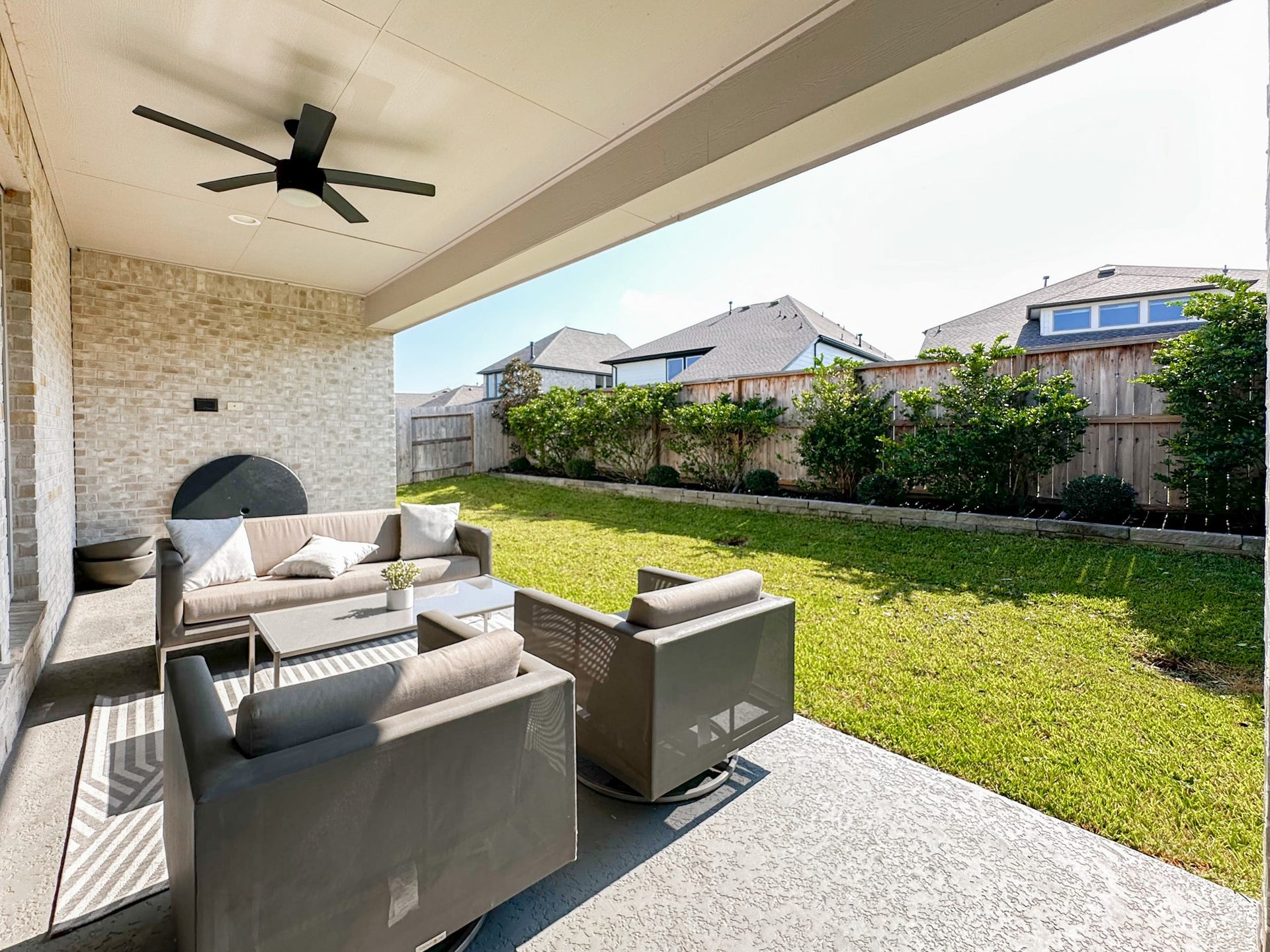 331 Texoma Plains Drive, Conroe, TX 77304 331 Texoma Plains Drive, Conroe, TX 77304