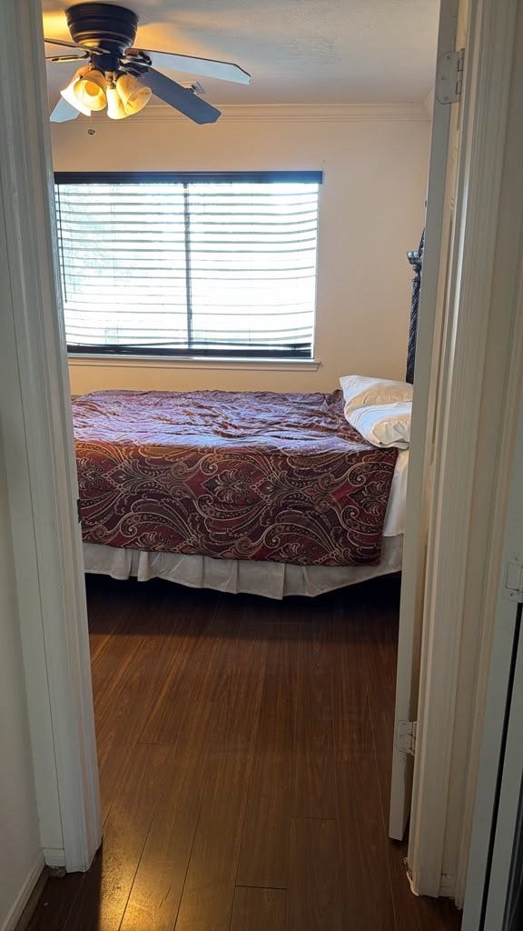 1122 Wentworth Drive, Pearland, TX 77584