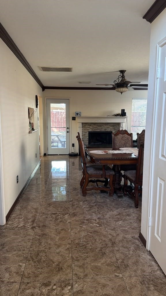 1122 Wentworth Drive, Pearland, TX 77584