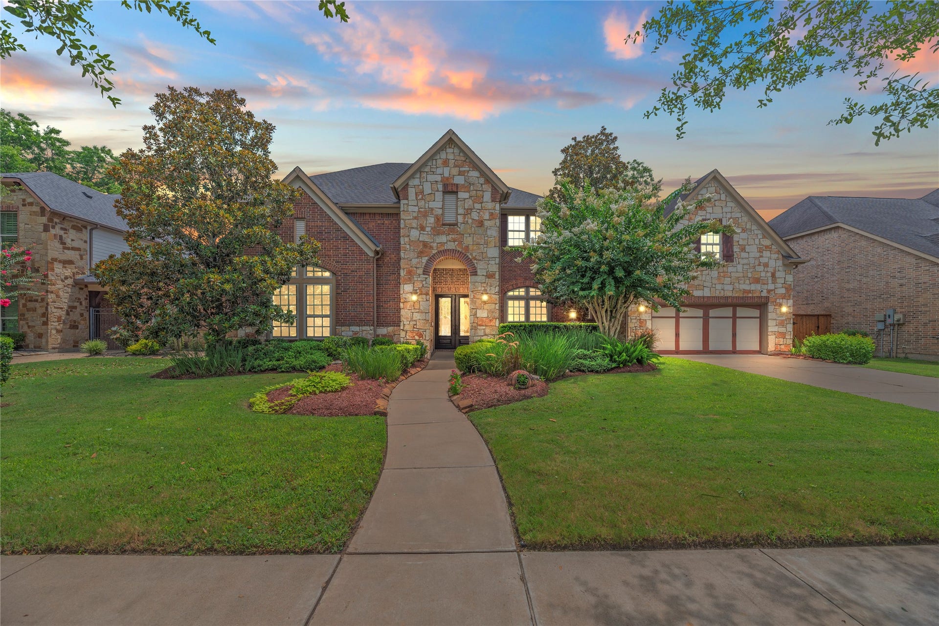 6115 Duke Trail Lane, Sugar Land, TX 77479 Welcome to 6115 Duke Trail!