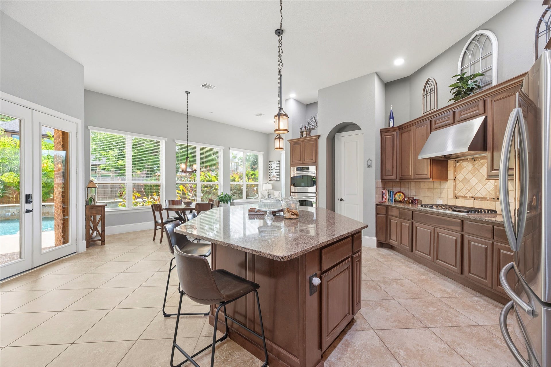 6115 Duke Trail Lane, Sugar Land, TX 77479 Premium cabinetry, stainless steel appliances, gas cooktop, double ovens, and more.