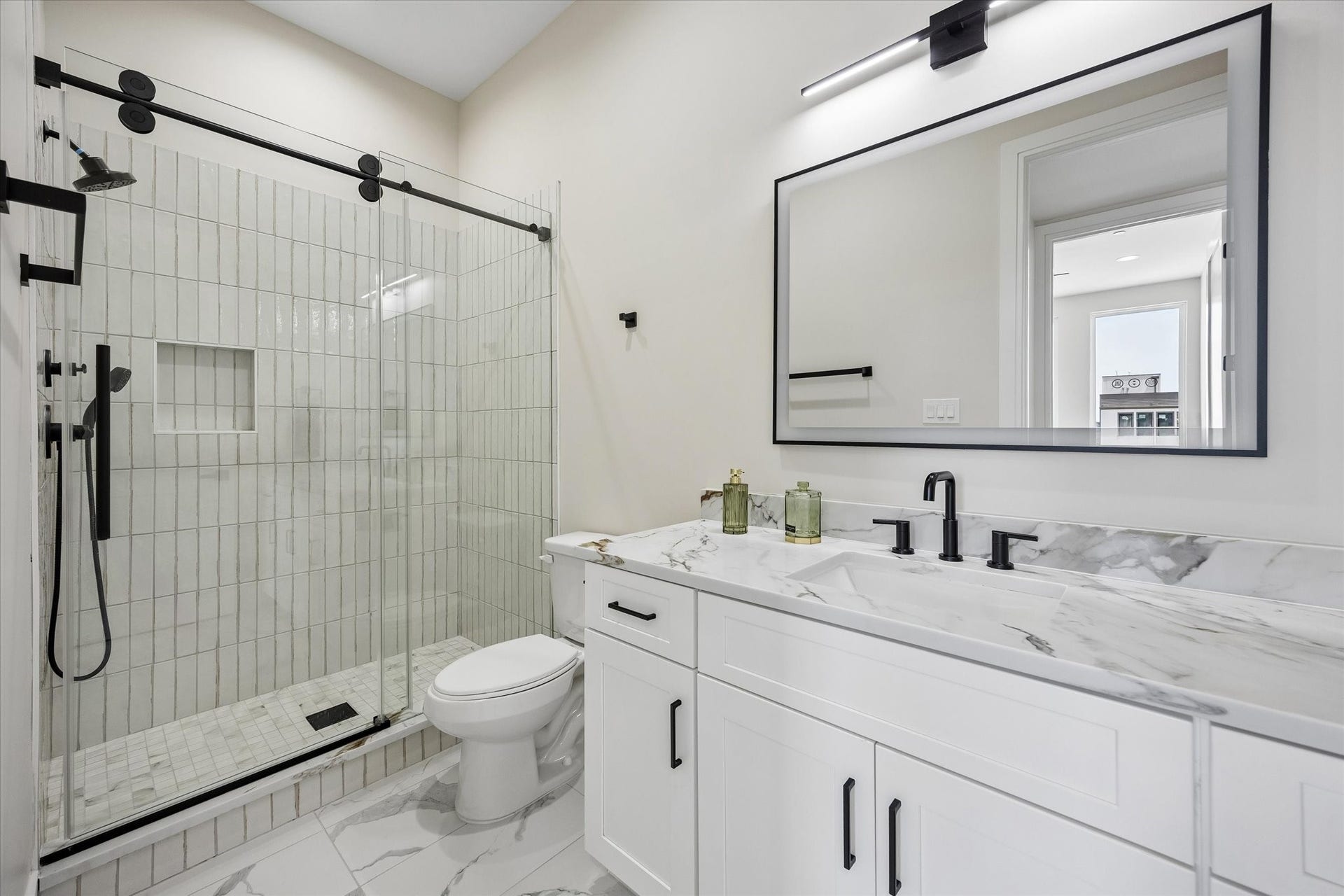 5861 Winsome Lane, Houston, TX 77057 5861 Winsome Lane, Houston, TX 77057