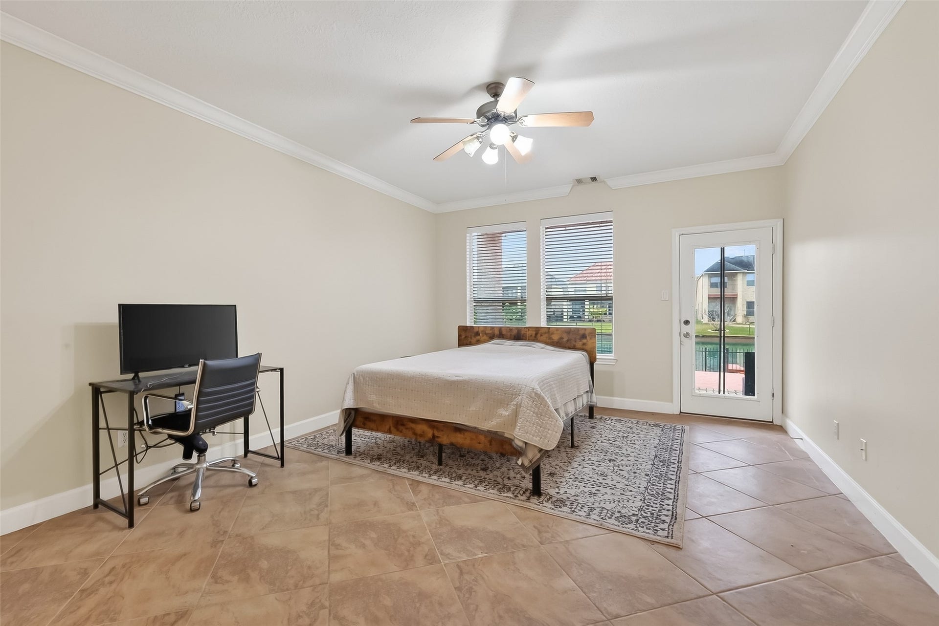 14419 Manorbier Lane, Sugar Land, TX 77498