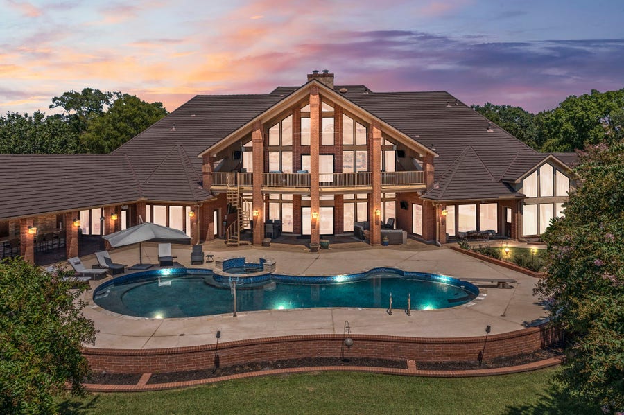Property photo for 40 La Jolla Circle, Montgomery, TX