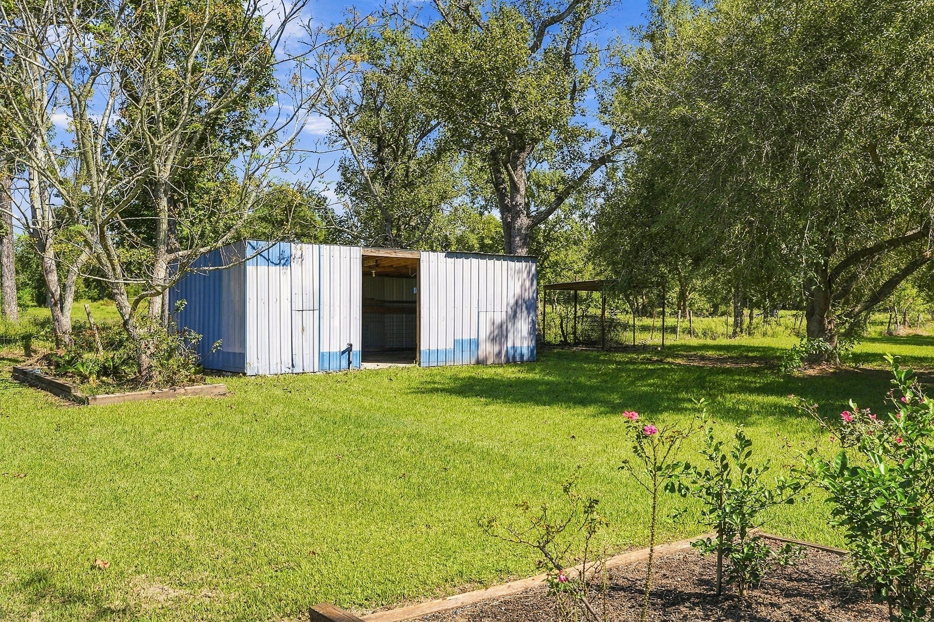 20602 Peters Road, Crosby, TX 77532 20602 Peters Road, Crosby, TX 77532