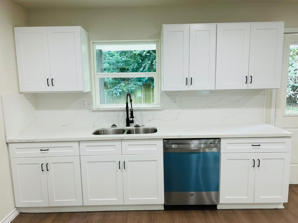 7410 Lakehurst Drive, Houston, TX 77087 7410 Lakehurst Drive, Houston, TX 77087