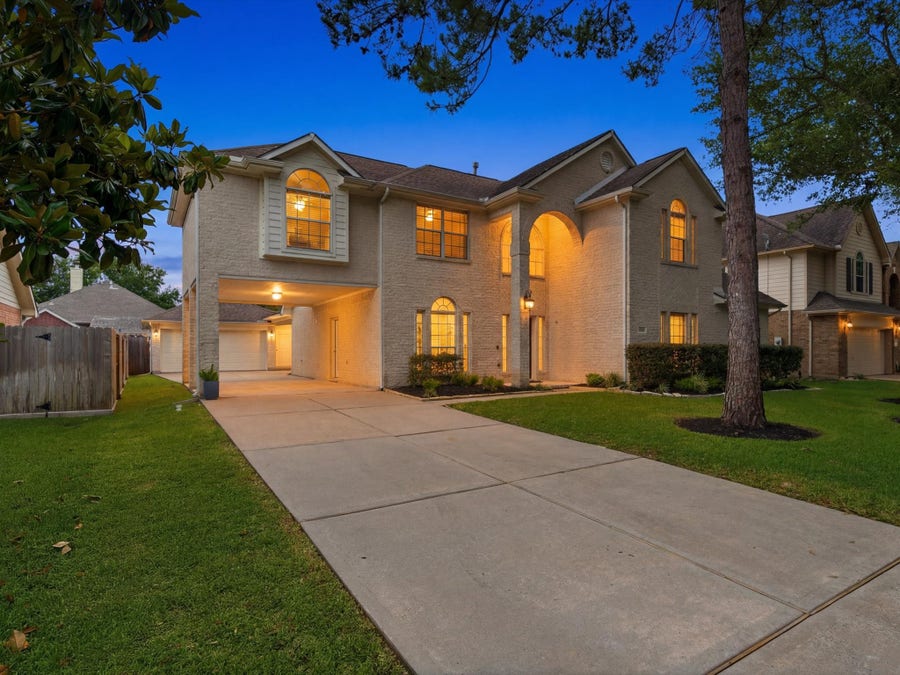 Property photo for 11606 Ocotillo Drive, Houston, TX