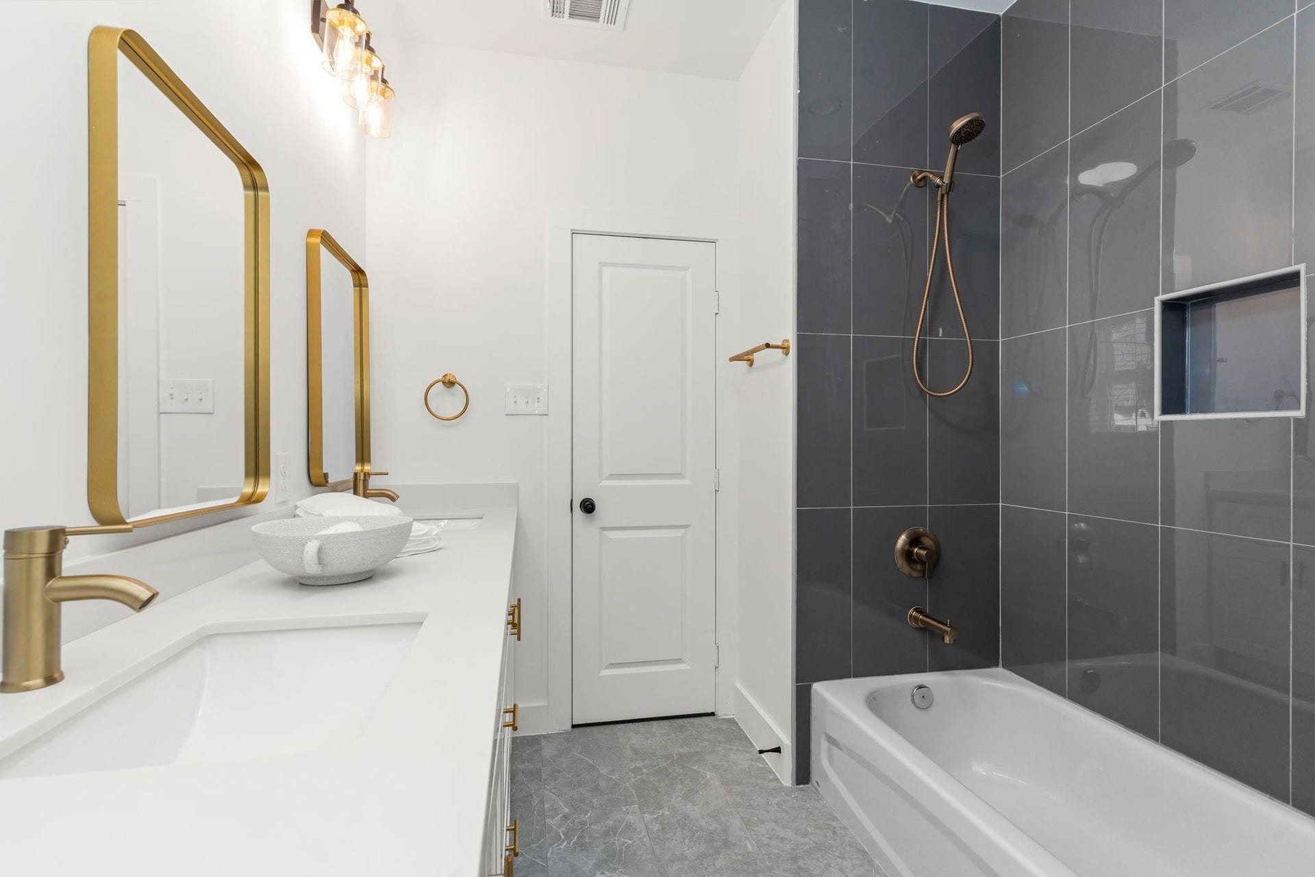 1517 Egypt Street, Houston, TX 77009 1517 Egypt Street, Houston, TX 77009