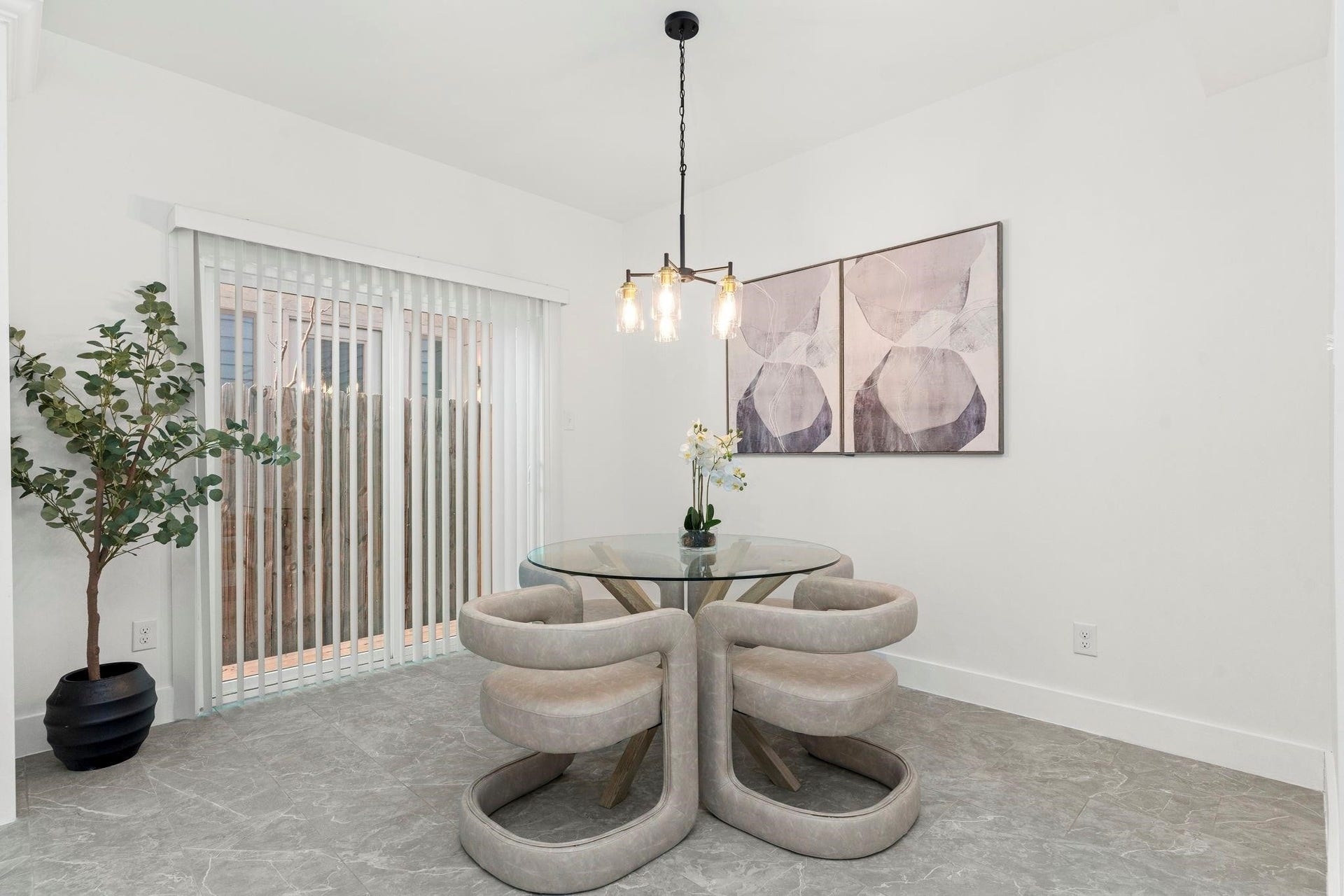 1517 Egypt Street, Houston, TX 77009 1517 Egypt Street, Houston, TX 77009