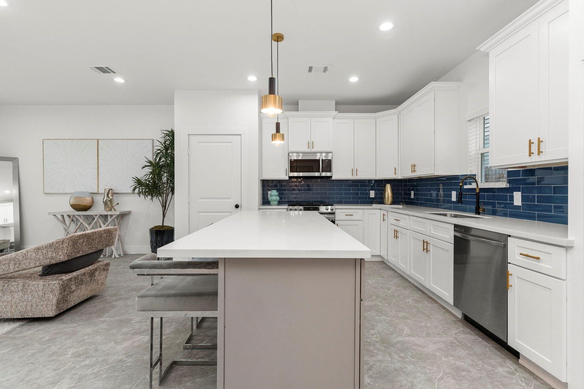 1517 Egypt Street, Houston, TX 77009 1517 Egypt Street, Houston, TX 77009