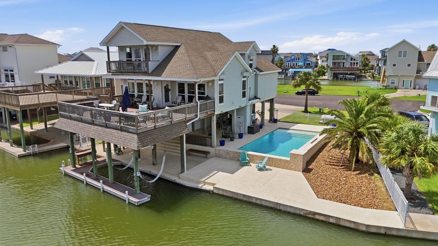 Property photo for 1315 Wahini Street, Galveston, TX