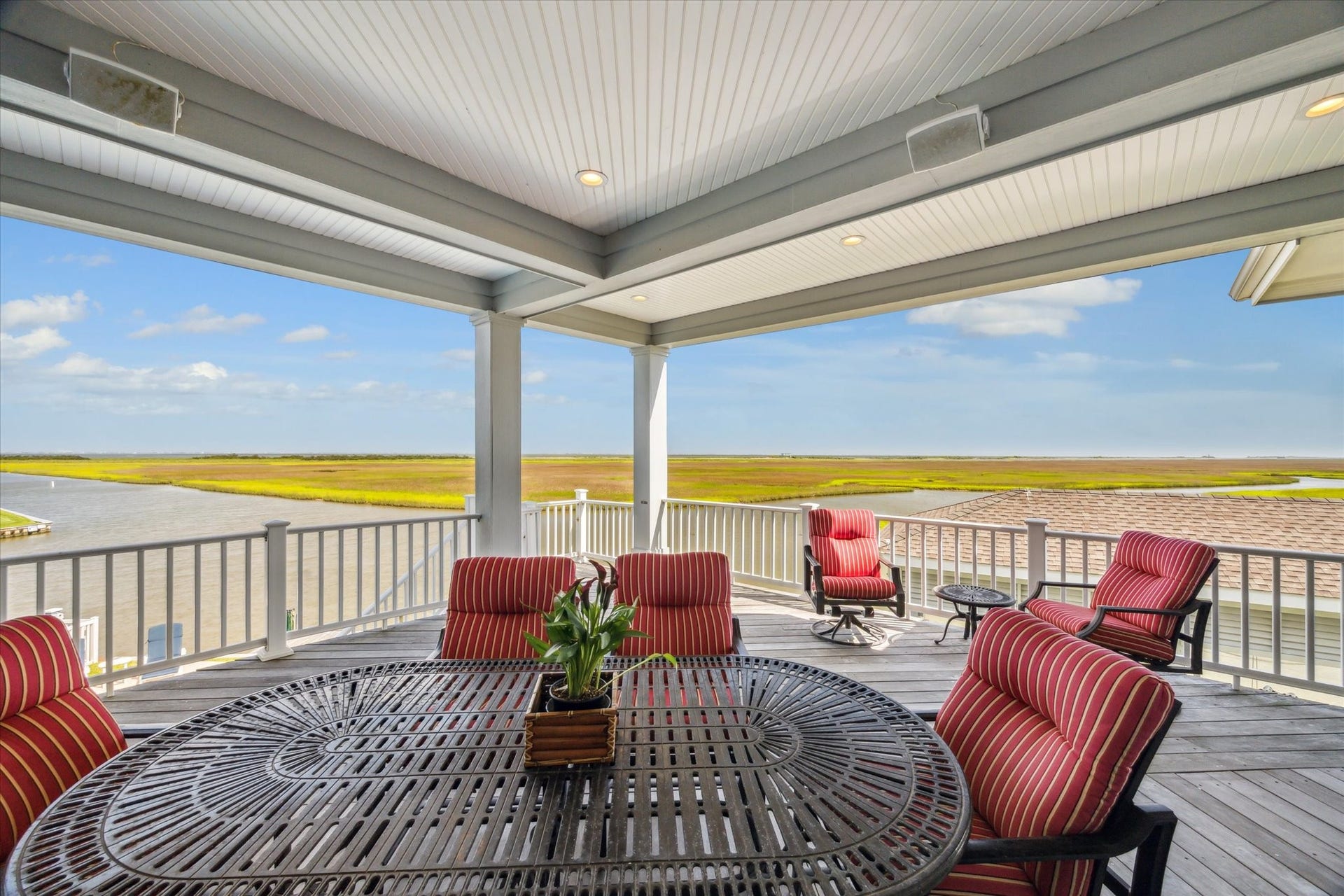 1 Shell Key, Hitchcock, TX 77563 Enjoy a front-row seat to natures untouched beauty from the back covered patio