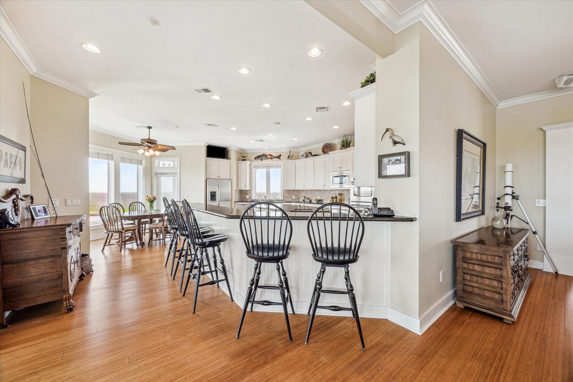 1 Shell Key, Hitchcock, TX 77563 The extended breakfast bar offers comfortable seating for five or more