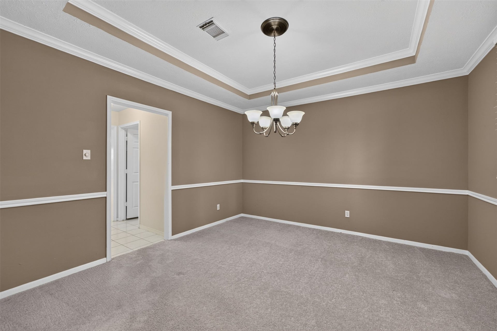 111 Pine Manor Drive, Conroe, TX 77385 111 Pine Manor Drive, Conroe, TX 77385