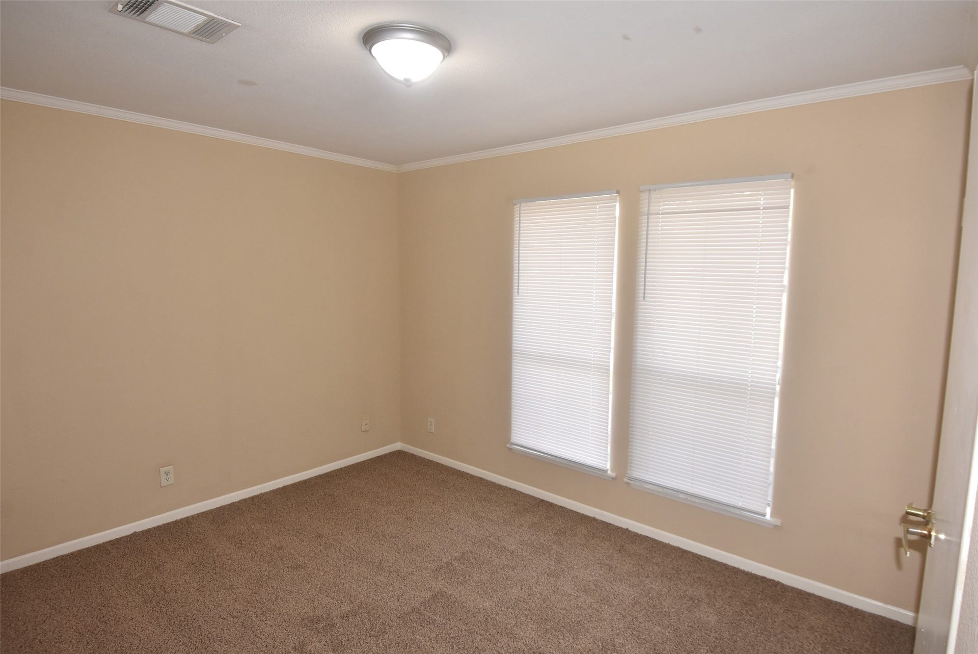 10015 Summerberry Lane, Tomball, TX 77375 10015 Summerberry Lane, Tomball, TX 77375