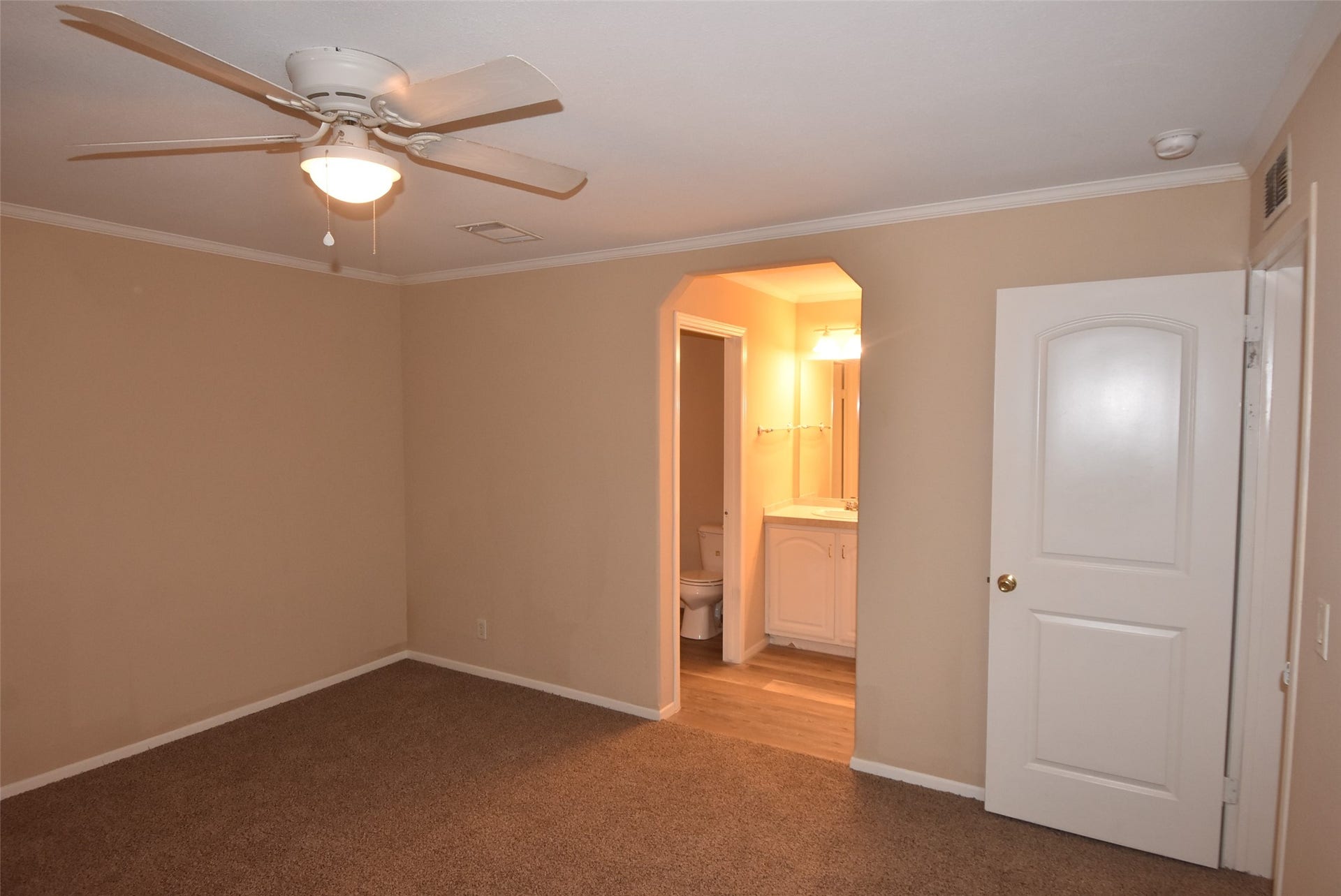 10015 Summerberry Lane, Tomball, TX 77375 10015 Summerberry Lane, Tomball, TX 77375