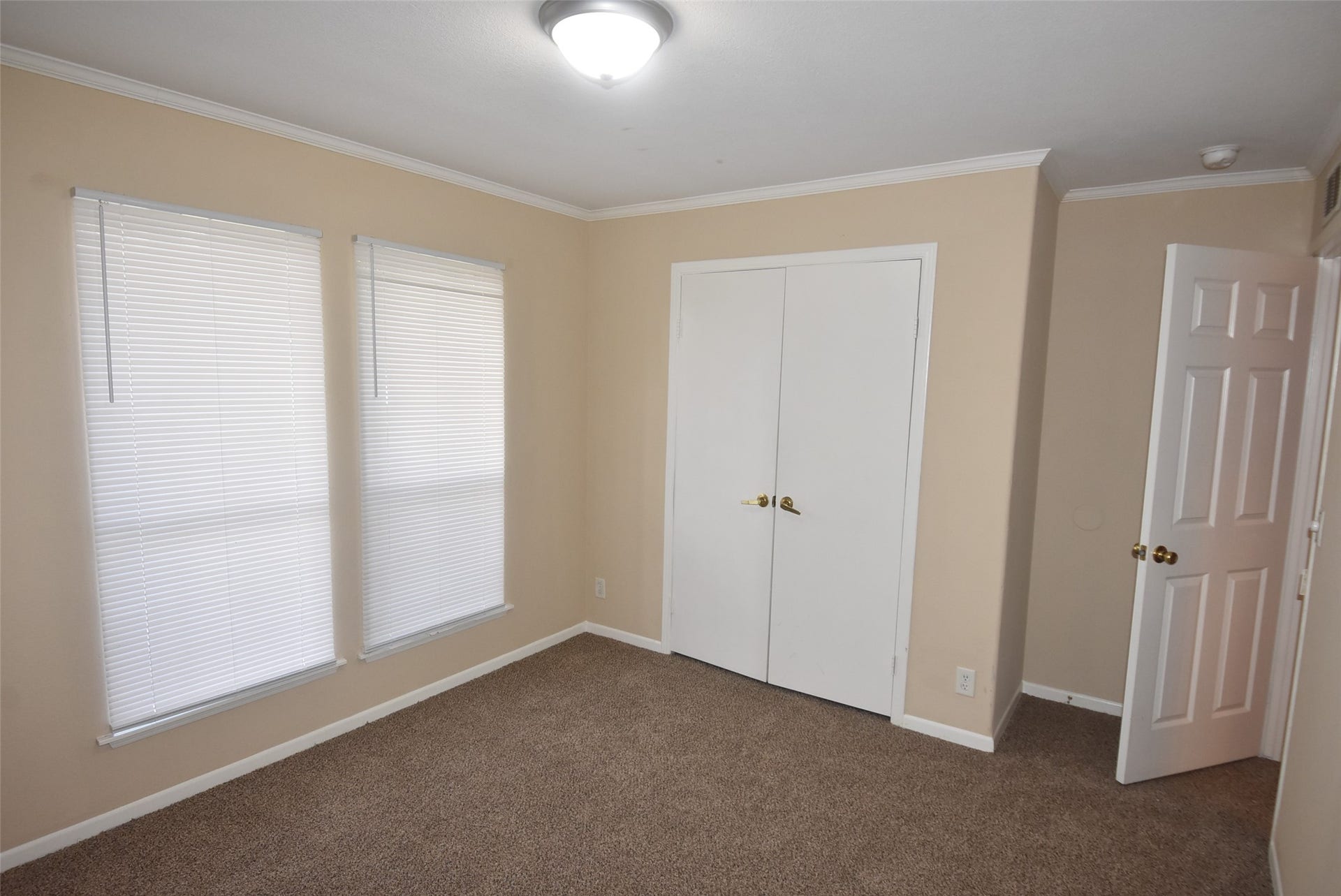 10015 Summerberry Lane, Tomball, TX 77375 10015 Summerberry Lane, Tomball, TX 77375