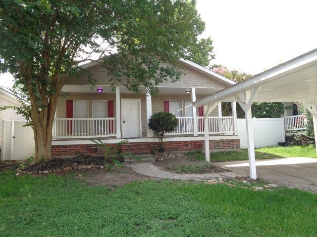 Property photo for 10015 Summerberry Lane, Tomball, TX