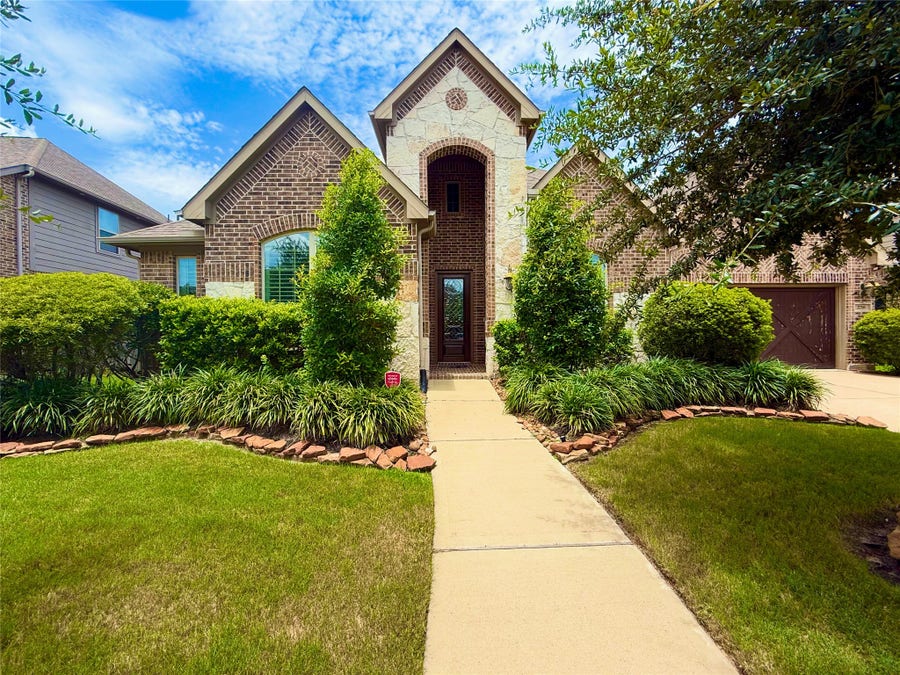 Property photo for 2718 Carriage Hollow Lane, Katy, TX