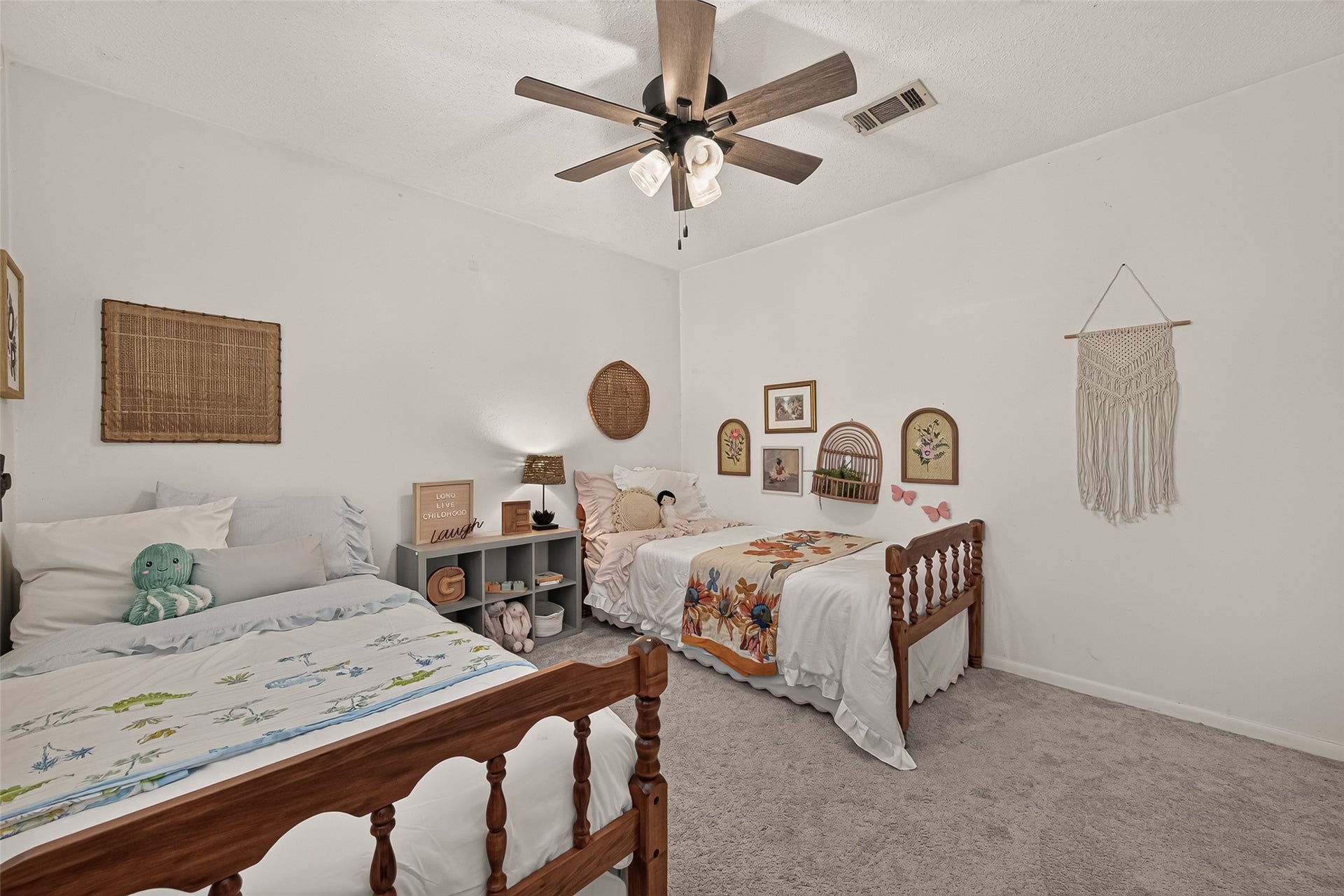 9 Arlington Street, Conroe, TX 77301 9 Arlington Street, Conroe, TX 77301