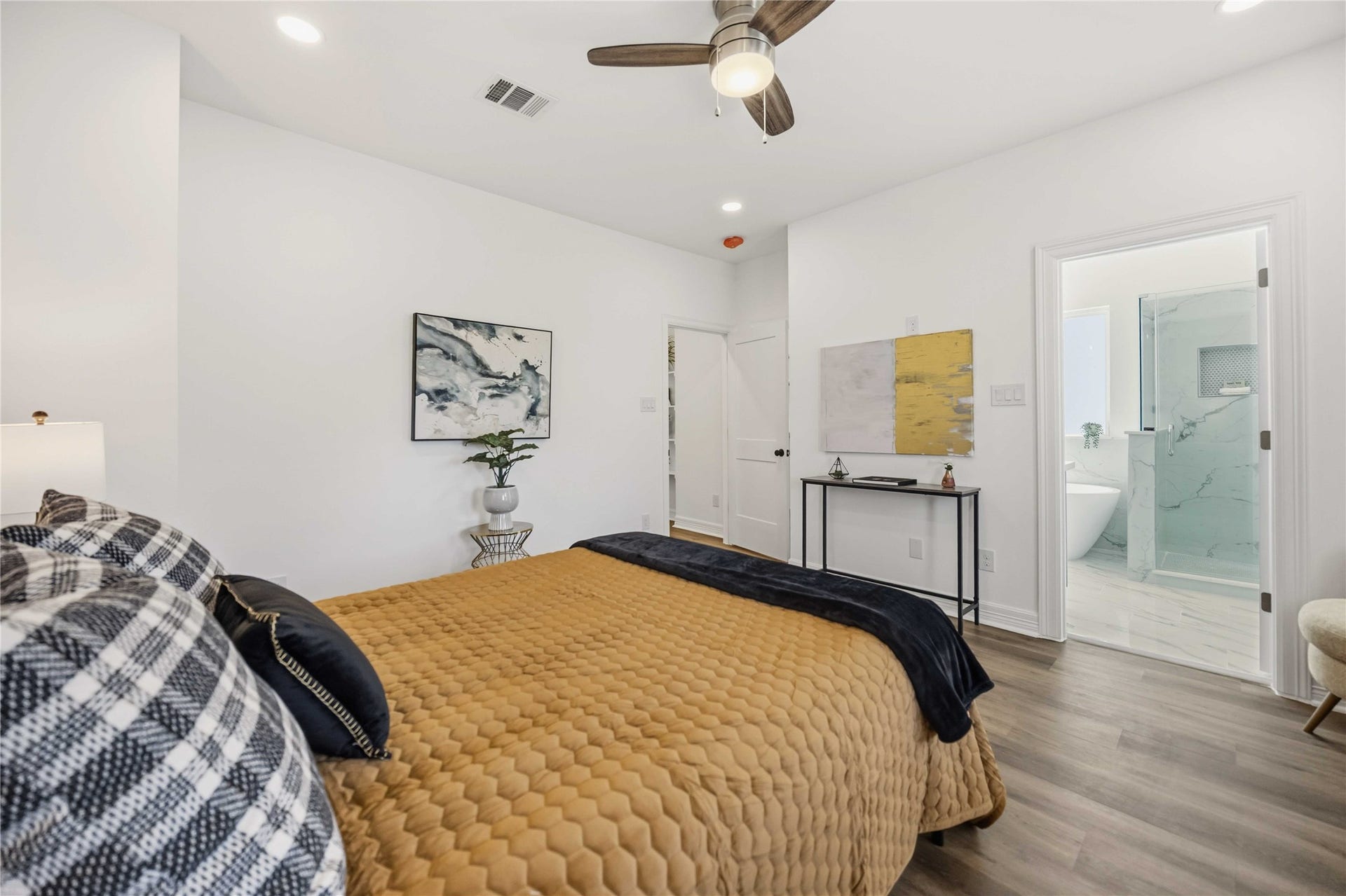 7415 Easter Street, Houston, TX 77088 7415 Easter Street, Houston, TX 77088