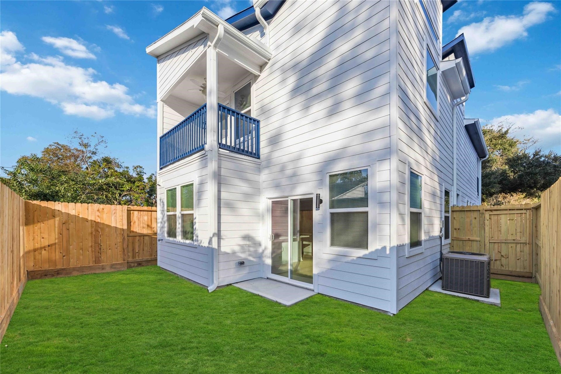 7415 Easter Street, Houston, TX 77088 7415 Easter Street, Houston, TX 77088